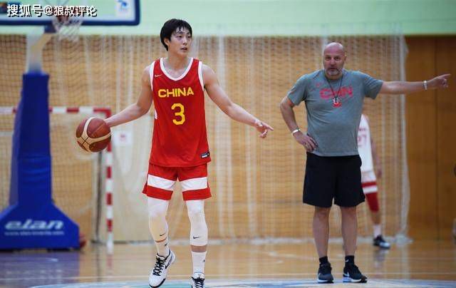 杰伦-布朗23投14中得到30分9板2帽拼到6犯离场今日NBA季中锦标赛，凯尔特人112-122不敌步行者。